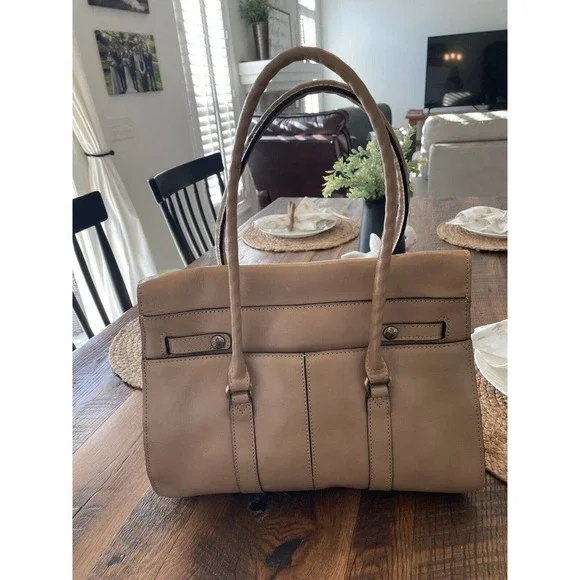 NWOT Gorgeous Patricia Nash Vienna Satchel Italian Leather Hand Bag Biscuit​